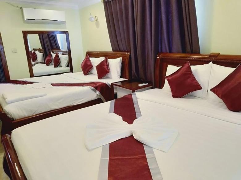 Arina Boutique Kampot Hotel Buitenkant foto